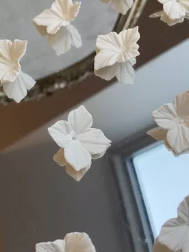 Lot de 10 fleurs d’hortensia ivoire en porcelaine froide souple – Idéal DIY & loisirs créatifs