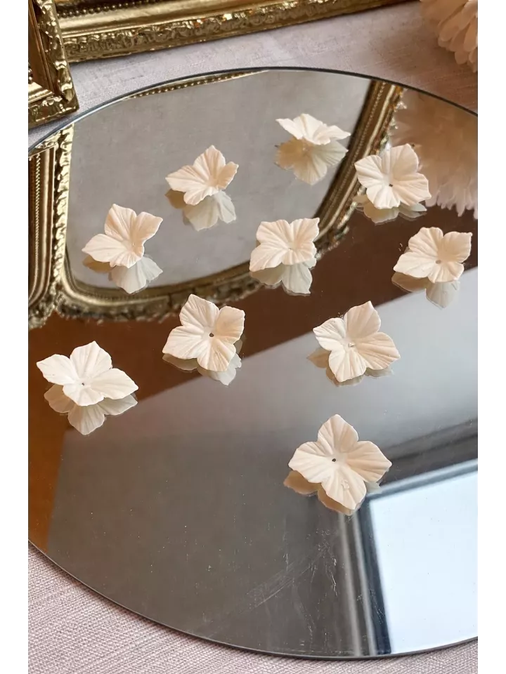 Lot de 10 fleurs d’hortensia ivoire en porcelaine froide souple – Idéal DIY & loisirs créatifs