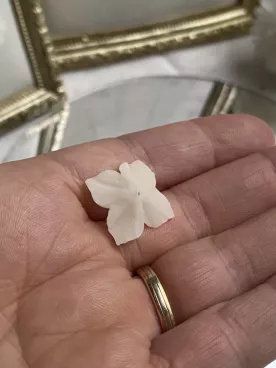 Lot de 10 fleurs d’hortensia crème en porcelaine froide souple – Idéal DIY & loisirs créatifs