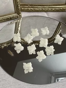 Lot de 10 fleurs d’hortensia crème en porcelaine froide souple – Idéal DIY & loisirs créatifs