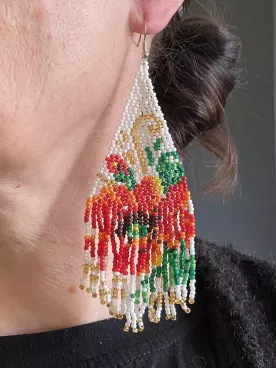 Boucles d’oreilles longues en perles tissées – Bijou bohème coloré avec franges