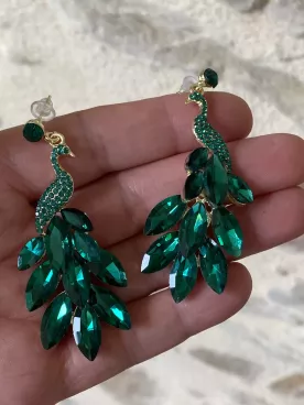 Boucles d’oreilles paon vert émeraude avec strass – bijou élégant et lumineux