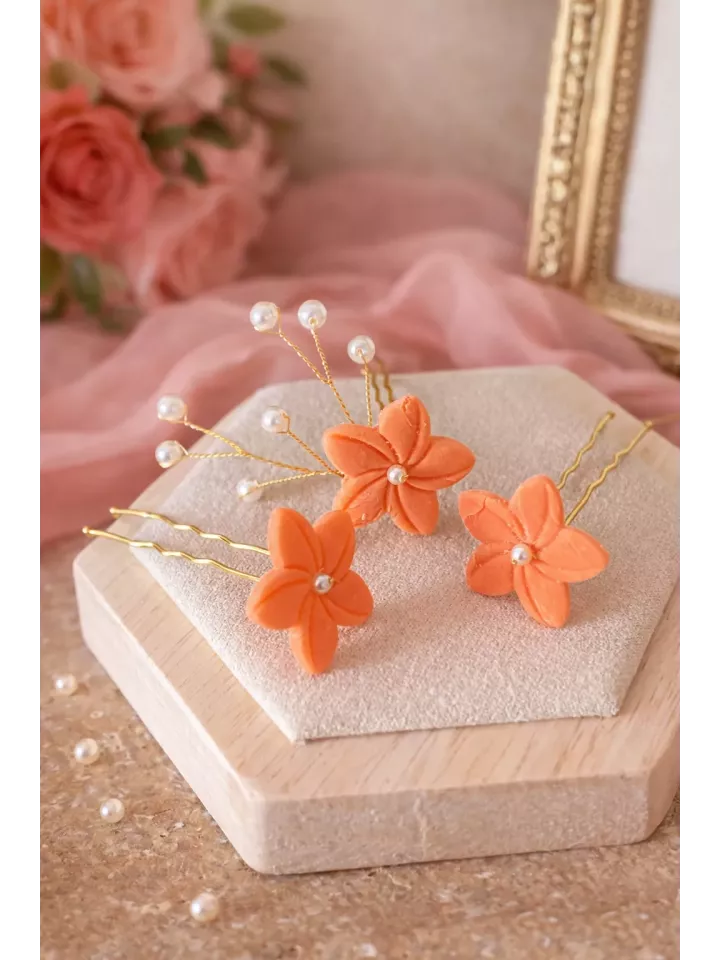 Pics cheveux Corail Solaire – Fleurs faites main – Accessoires mariage colorés
