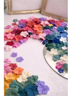 Pics cheveux Corail Solaire – Fleurs faites main – Accessoires mariage colorés