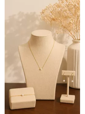 Parure Mariée Perlina – Collier, Bracelet & Boucles en Perle Fine Dorée | Élégance Minimaliste