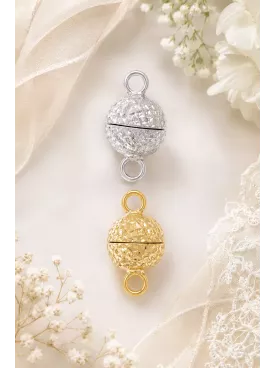 Collier de Dos Mariée Élina – Chaîne Fine & Perles Facettées Aimantées