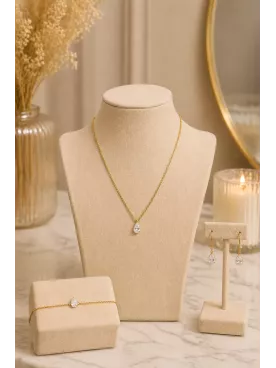 Parure Mariée Élodie – Collier, Bracelet & Boucles d’Oreilles Goutte Cristal – Chaîne Fine Dorée