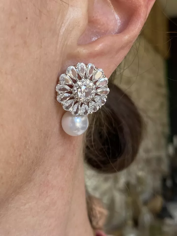 Boucles d’Oreilles Mariée Éclat Nacré