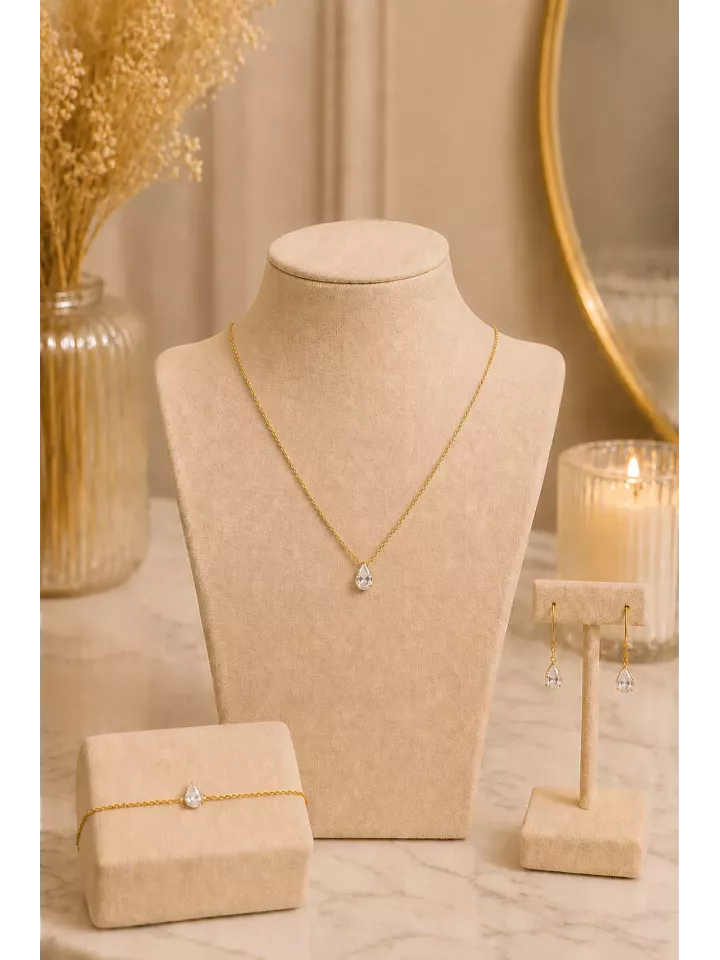 Parure Mariée Élodie – Collier, Bracelet & Boucles d’Oreilles Goutte Cristal – Chaîne Fine Dorée