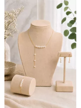 Parure Mariée Lys – Collier, Bracelet et Boucles d’Oreilles en Perles Nacrées