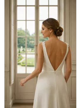 Collier de dos Lina – Bijou de dos mariée à perle délicate