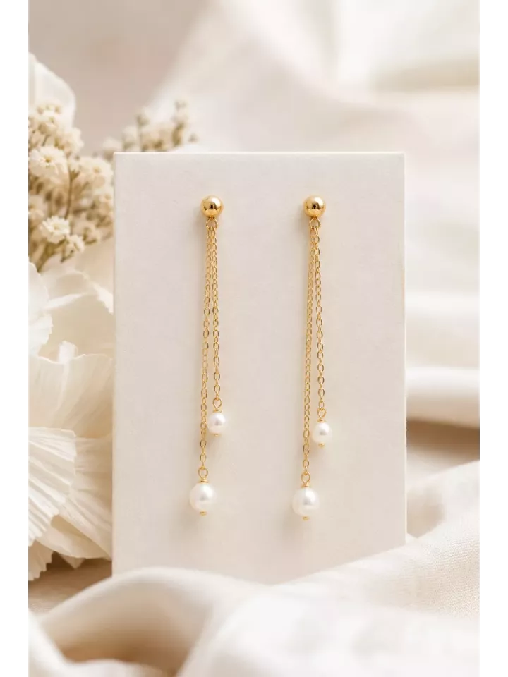 Boucles d’oreilles de mariée Maëline — chaînes dorées et perles délicates