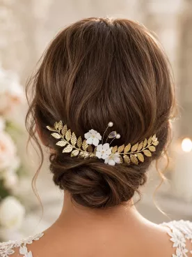 Peigne de mariée Harmonie — Fleurs délicates, perles nacrées et feuillage doré