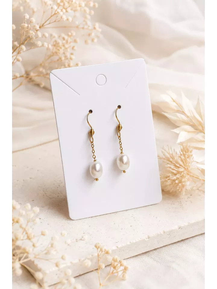 Boucles d’oreilles de mariée Esmée – Chaîne fine dorée et perle nacrée