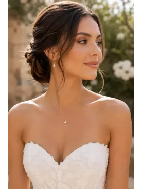 Collier de mariée Cassiopée – Double chaîne dorée délicate avec perle nacrée