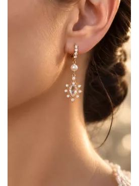 Boucles d’oreilles Mariée Princesse – Dormeuses dorées avec cristal goutte 24×16 mm et strass