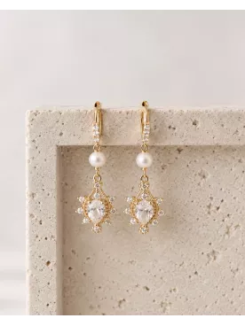 Boucles d’oreilles Mariée Princesse – Dormeuses dorées avec cristal goutte 24×16 mm et strass