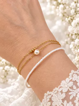 Bracelet de mariée doré à trois rangs, perles nacrées et détails dorés- Sidonie