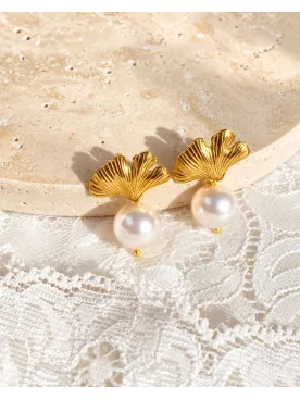 Boucles d’oreilles de mariée en feuilles de ginkgo dorées et perles nacrées- L’Orée