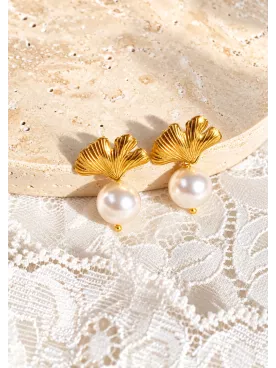 Boucles d’oreilles de mariée en feuilles de ginkgo dorées et perles nacrées- L’Orée