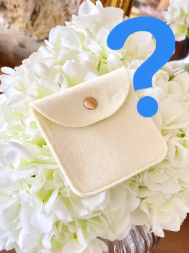 Box Grand Jour – Coffret Cadeau Mariée Complet avec Accessoires Beauté, Kit de Survie et Cadeau Surprise